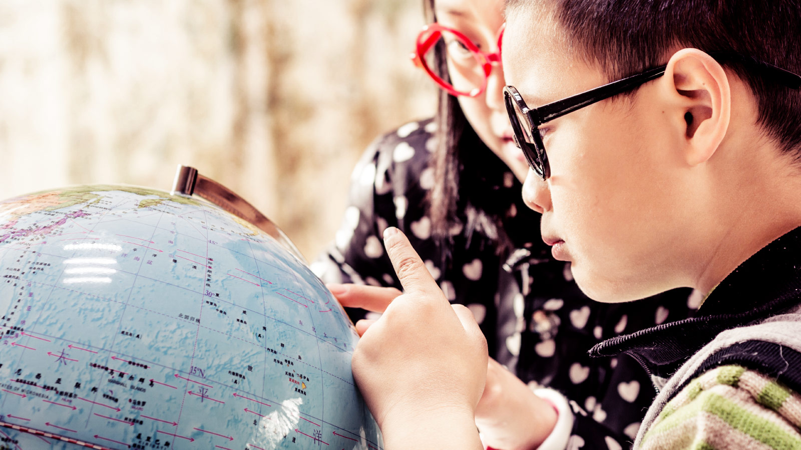 7 Considerations for Implementing Hands-On Learning in Social Studies